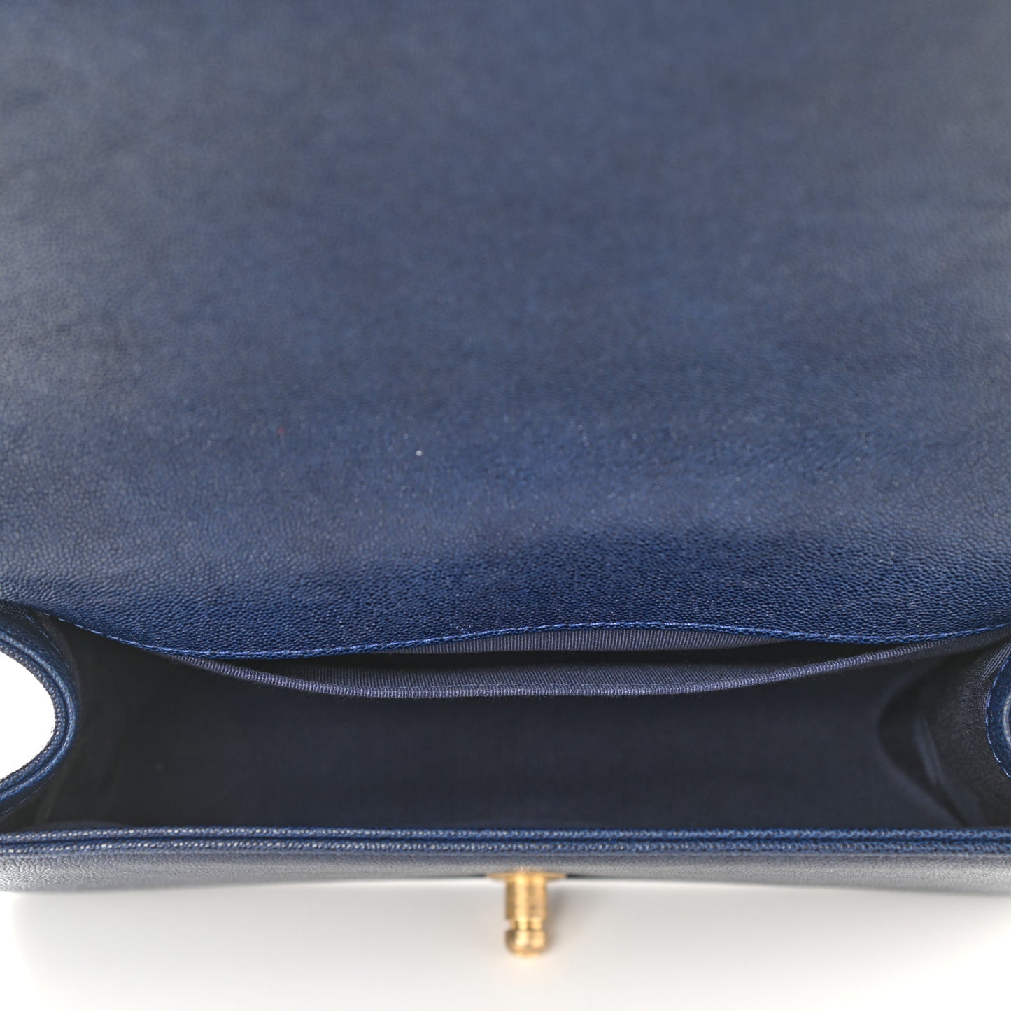 Caviar Quilted Medium Boy Flap Navy
