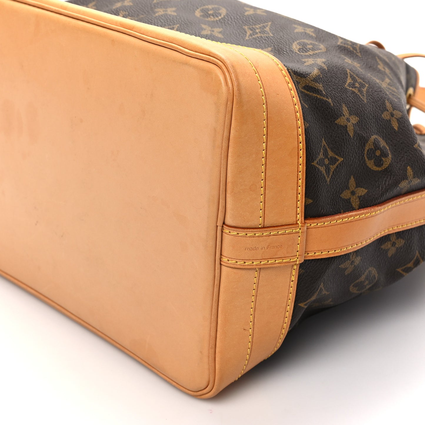 Monogram Noe