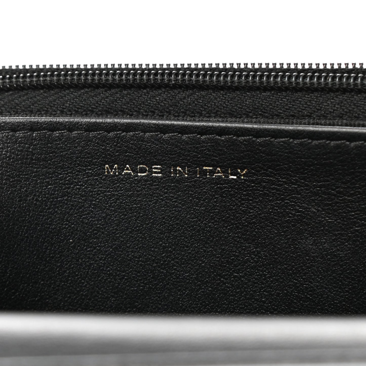 Patent Quilted Wallet On Chain WOC Black