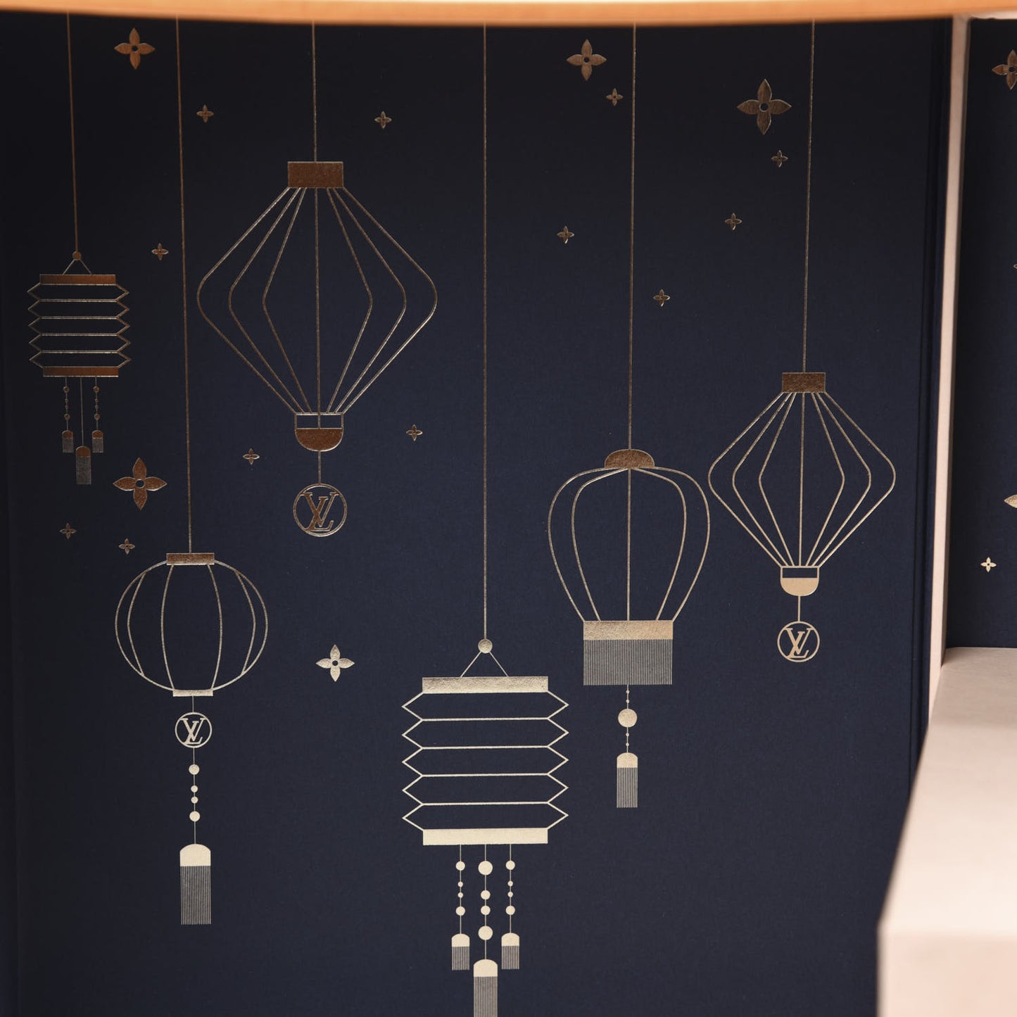 2020 Vivienne Music Box