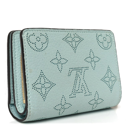 Louis Vuitton Mahina Clea Wallet Vert Lagon 3 of 6