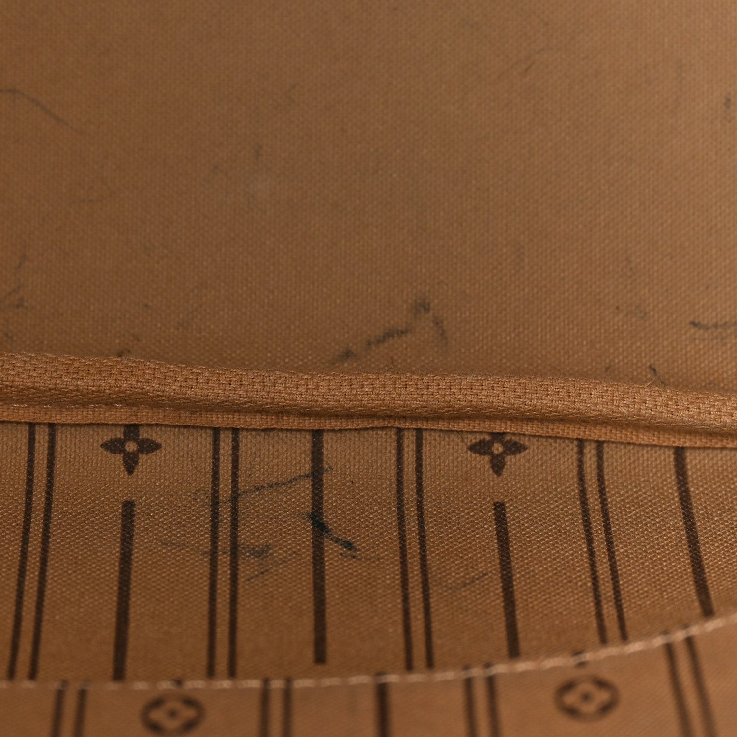 Louis Vuitton Monogram Neverfull MM 12 of 14