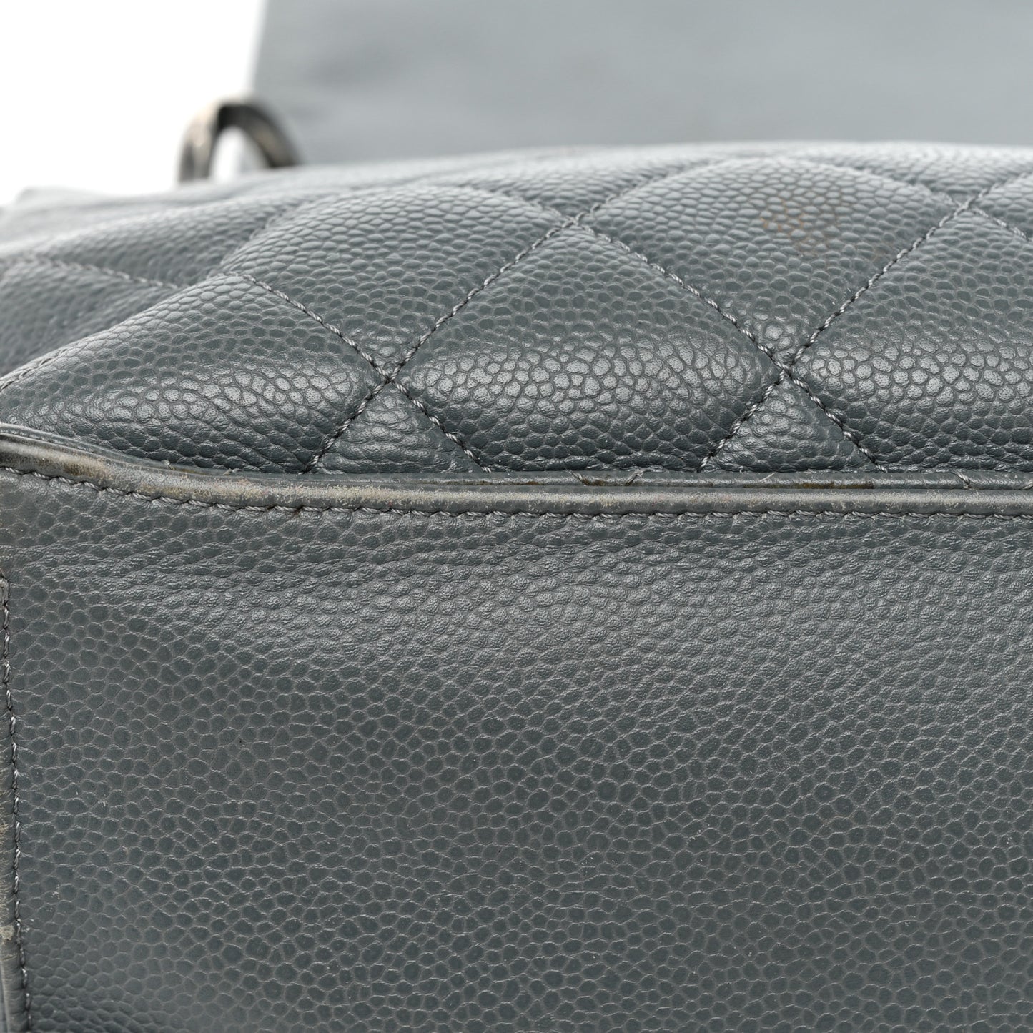 Caviar Quilted Large Retro Class Flap Grey
