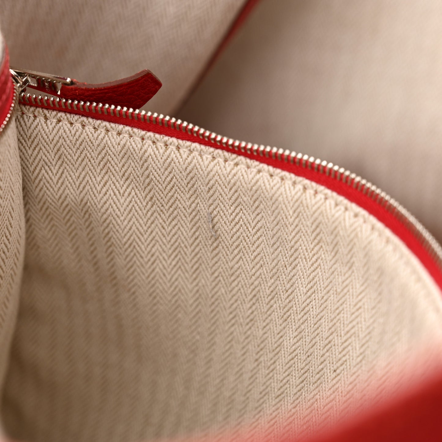 Negonda Garden Party 36 MM Rouge Casaque