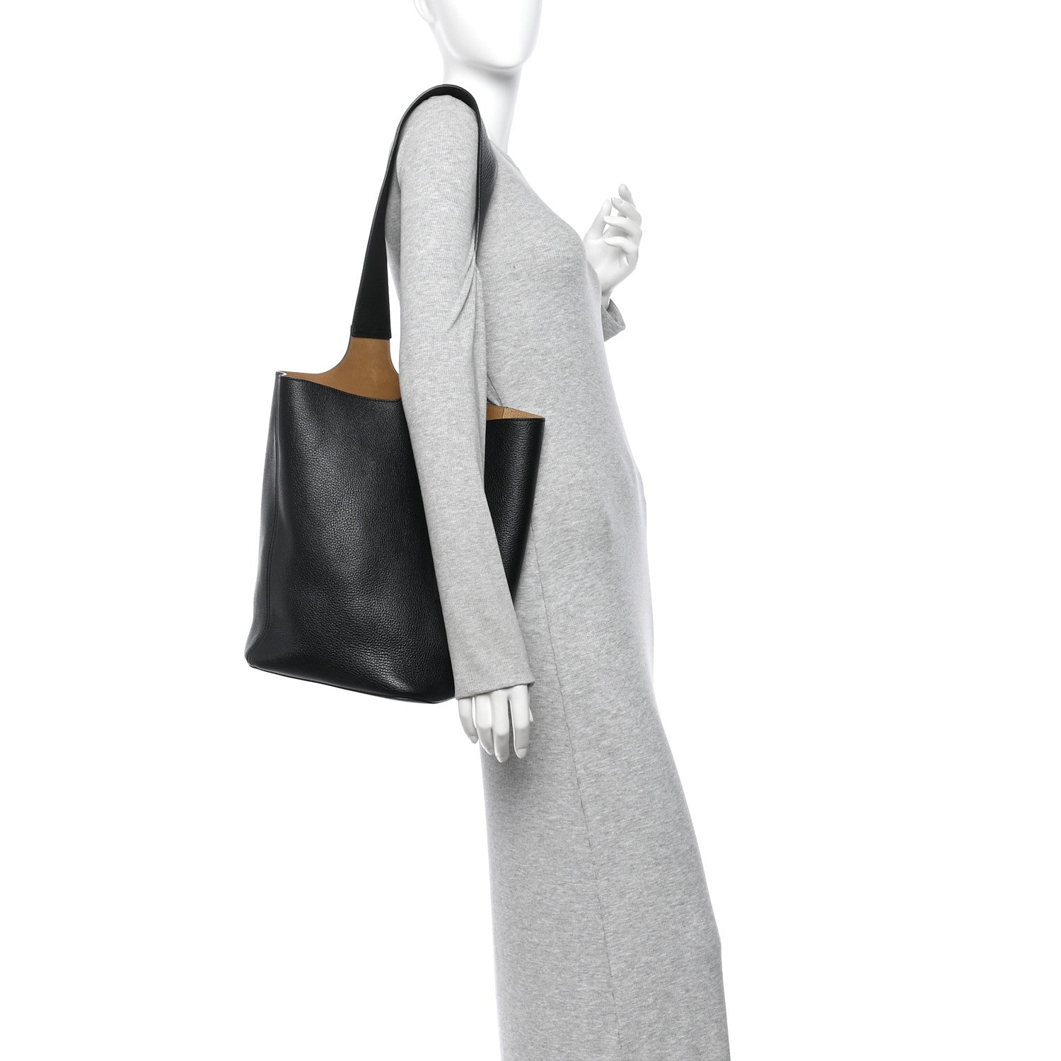 Loewe Soft Grained Calfskin Large Pebble Bucket Bag Black 2 of 10