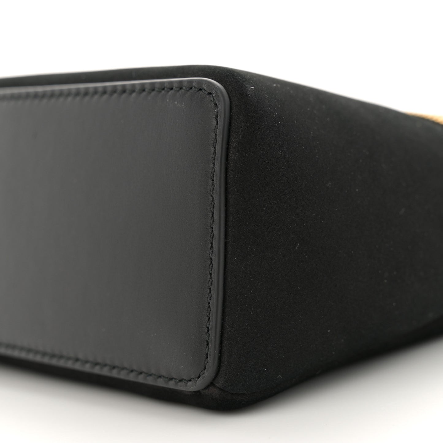Nubuck L19 Extra Pocket Pouch Black Sun Gold