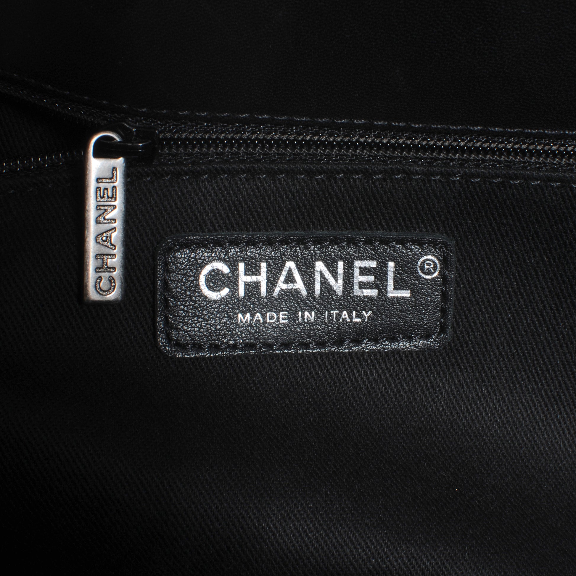 Chanel Patent Quilted Reissue 2.55 Tote Black 5 of 7