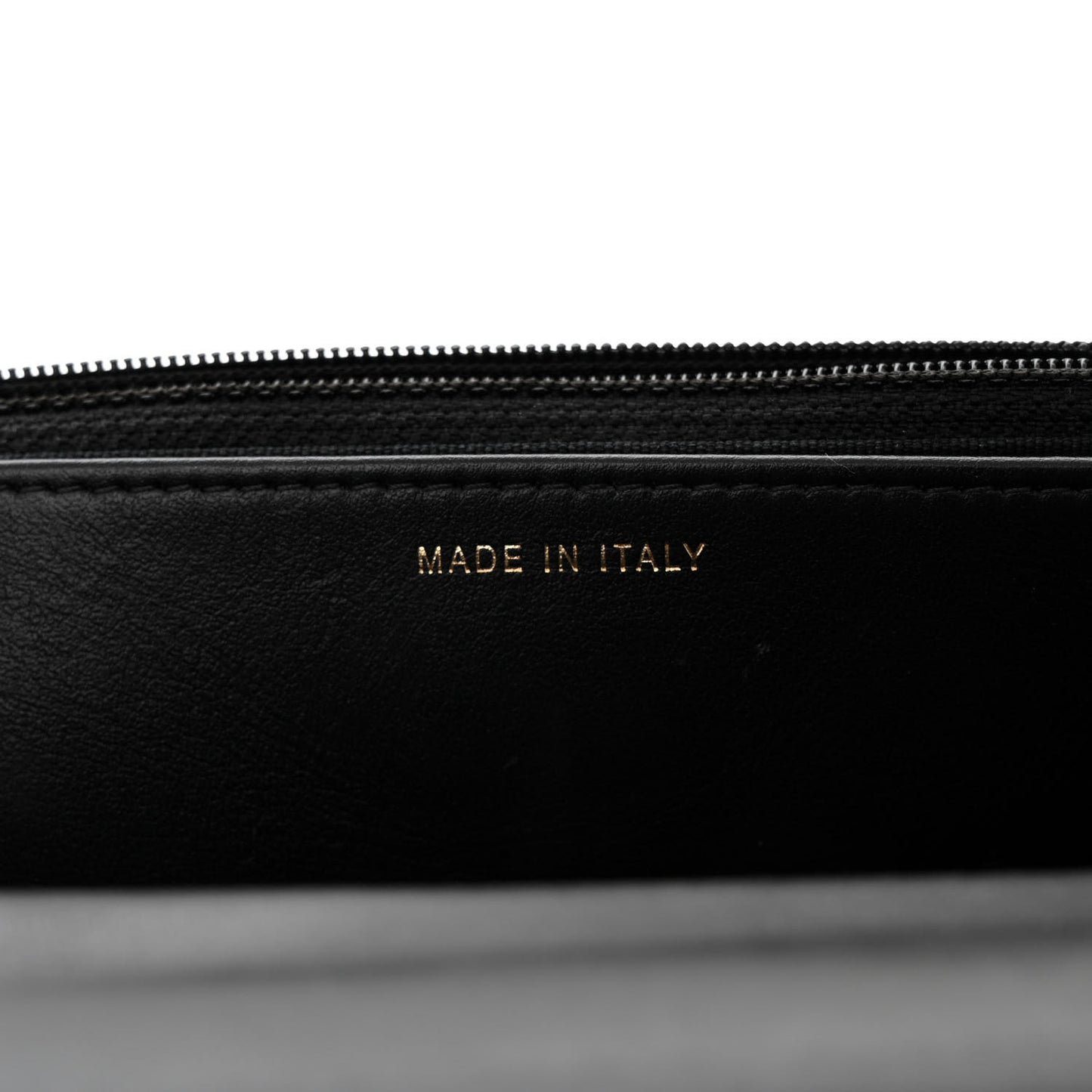 Shiny Caviar Quilted Pick Me Up Wallet On Chain WOC Black