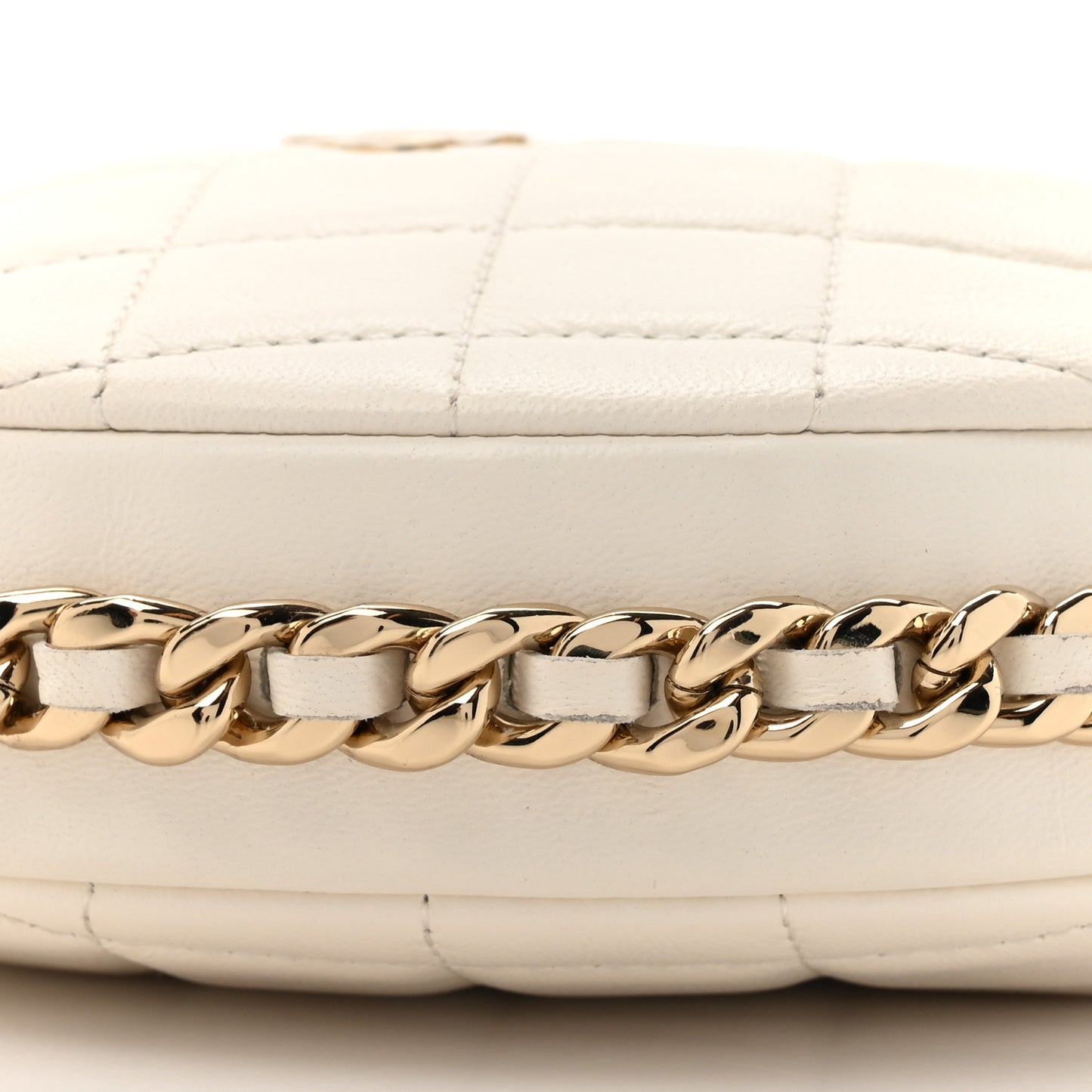 Lambskin Quilted Chain Around Pouch Hobo White