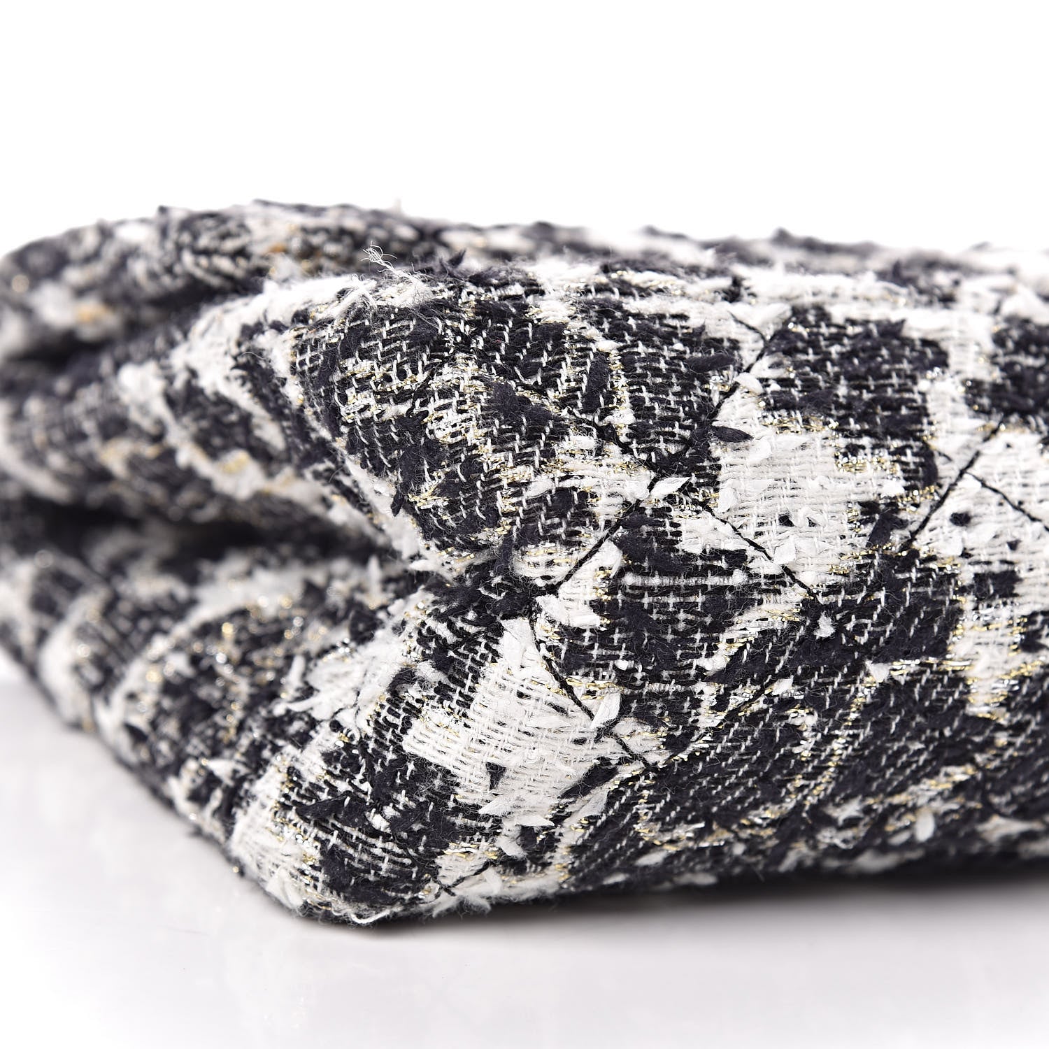 Chanel Tweed Camellia Quilted 2.55 Reissue 226 Flap Ecru 9 of 10