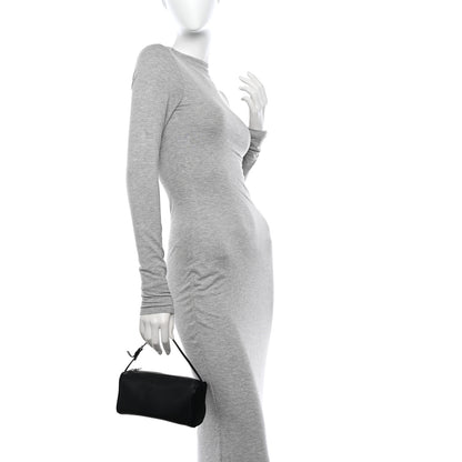 The Row Grained Calfskin 90's Bag Black 2 of 9