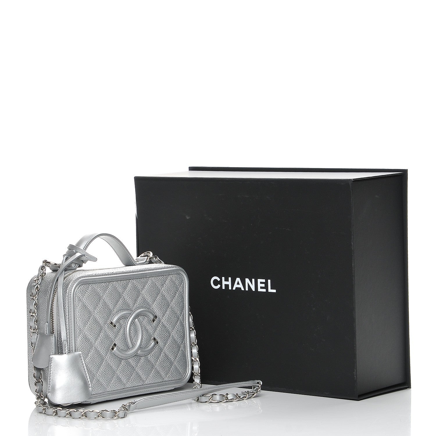 Chanel Metallic Caviar Quilted Medium CC Filigree Vanity Case Silver 10 of 10