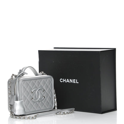 Chanel Metallic Caviar Quilted Medium CC Filigree Vanity Case Silver 10 of 10