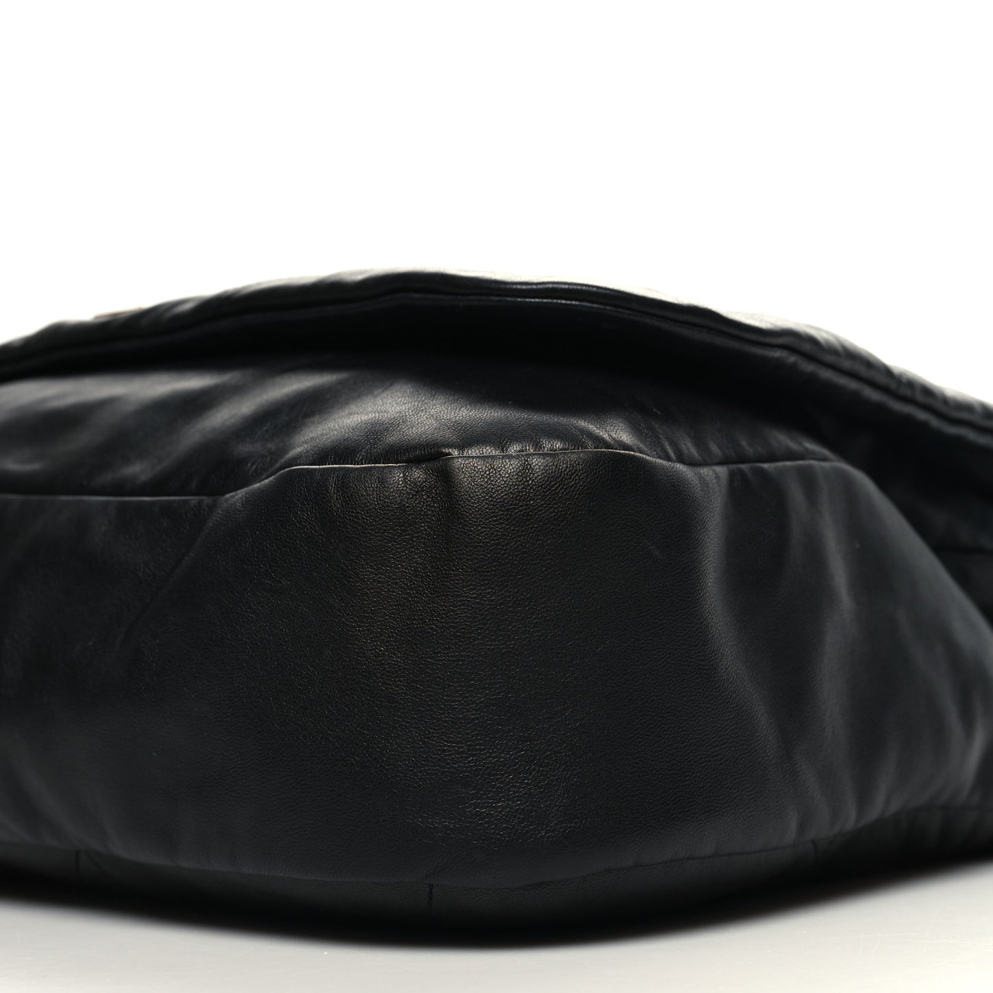 Lambskin Matelasse Monogram Large Jamie 4.3 Black