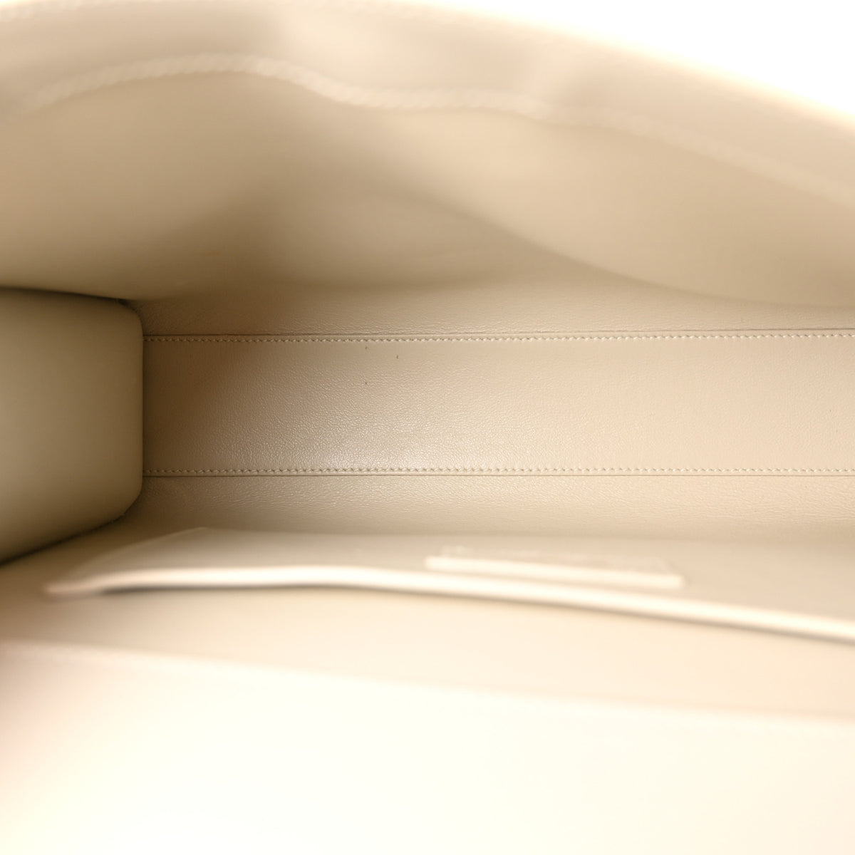 Smooth Calfskin Manhattan Shoulder Bag Crema Soft