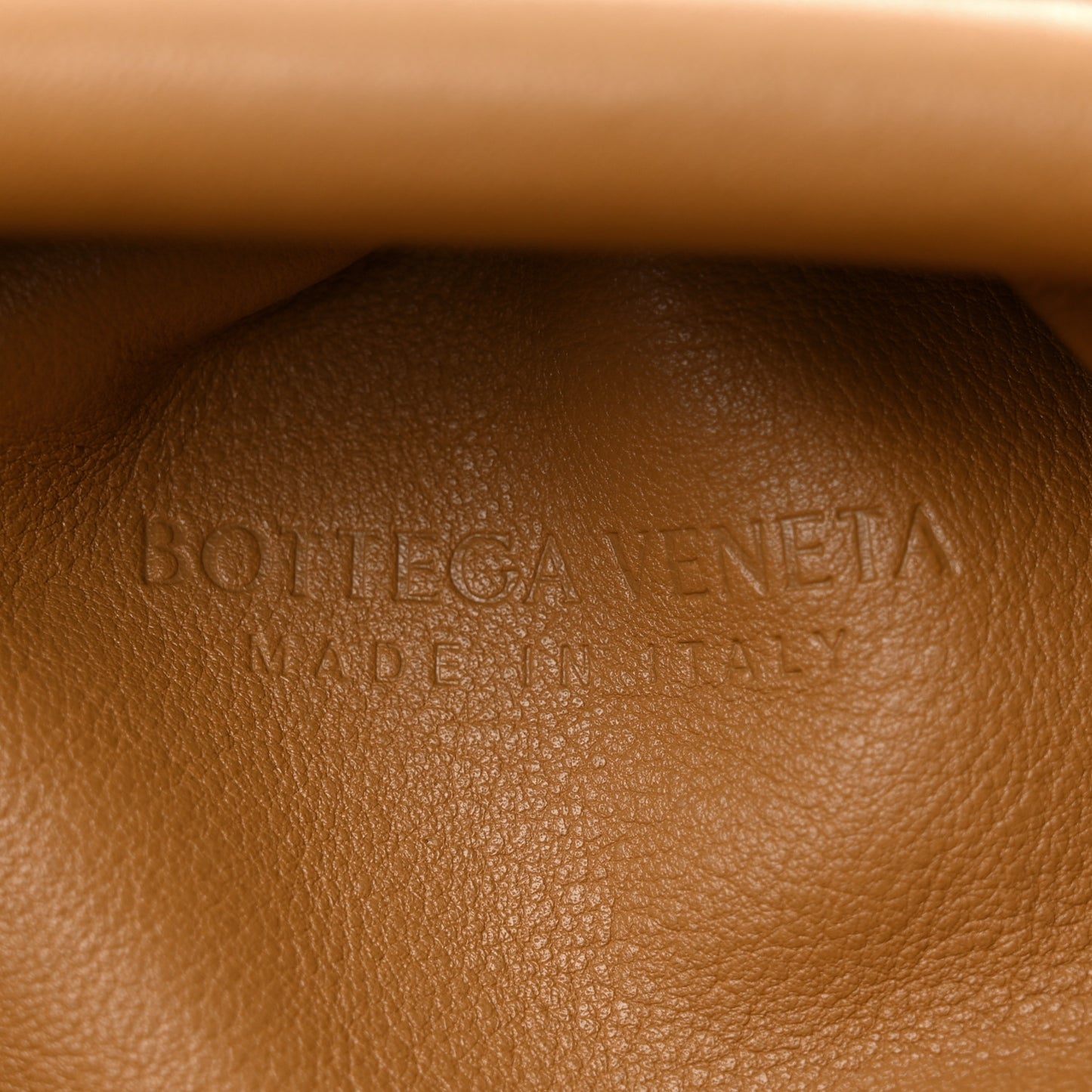 Calfskin Teen Pouch Caramel