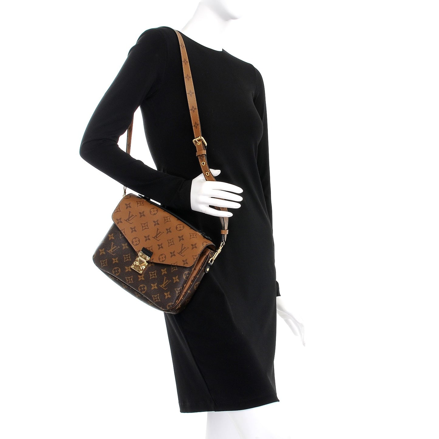 Reverse Monogram Pochette Metis