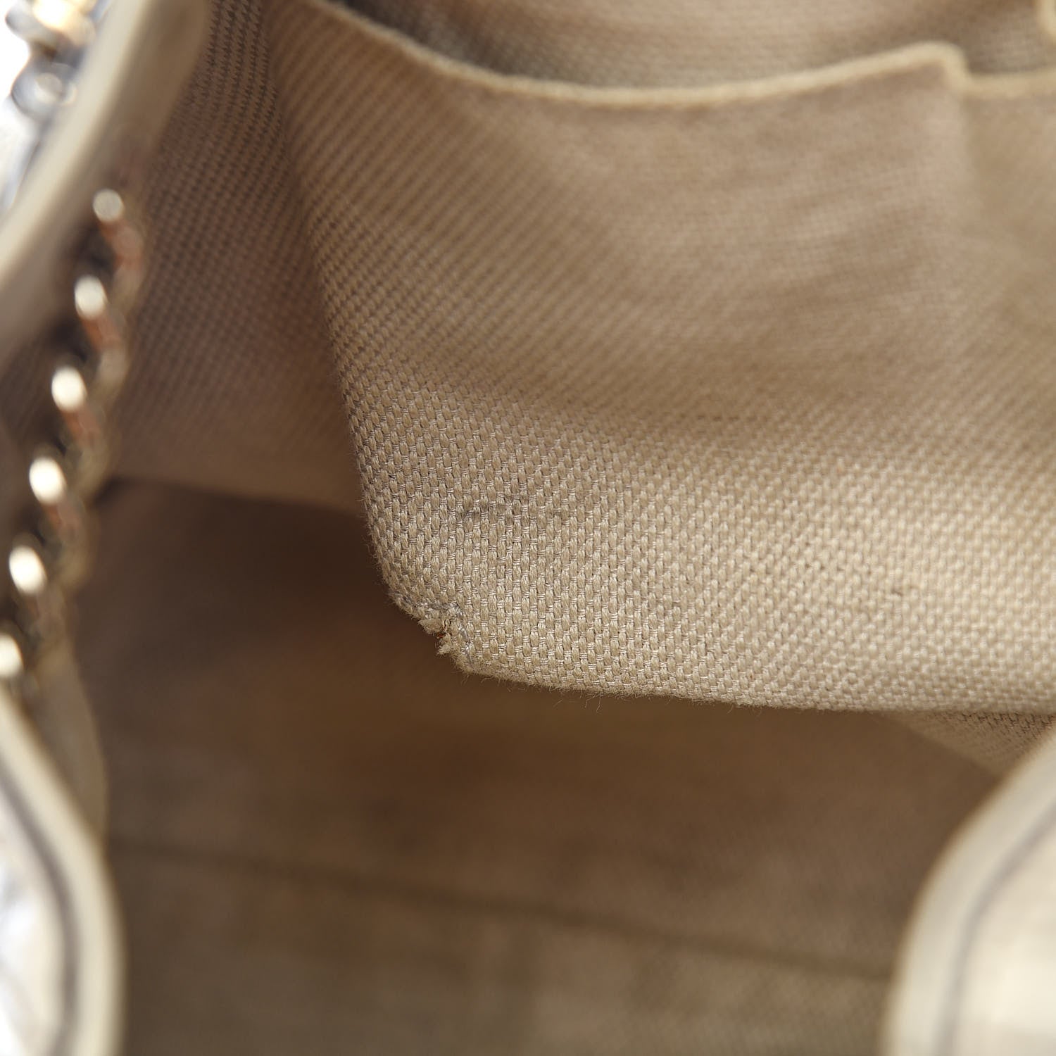 Gucci Pebbled Calfskin Medium Soho Chain Shoulder Bag Off White 8 of 18