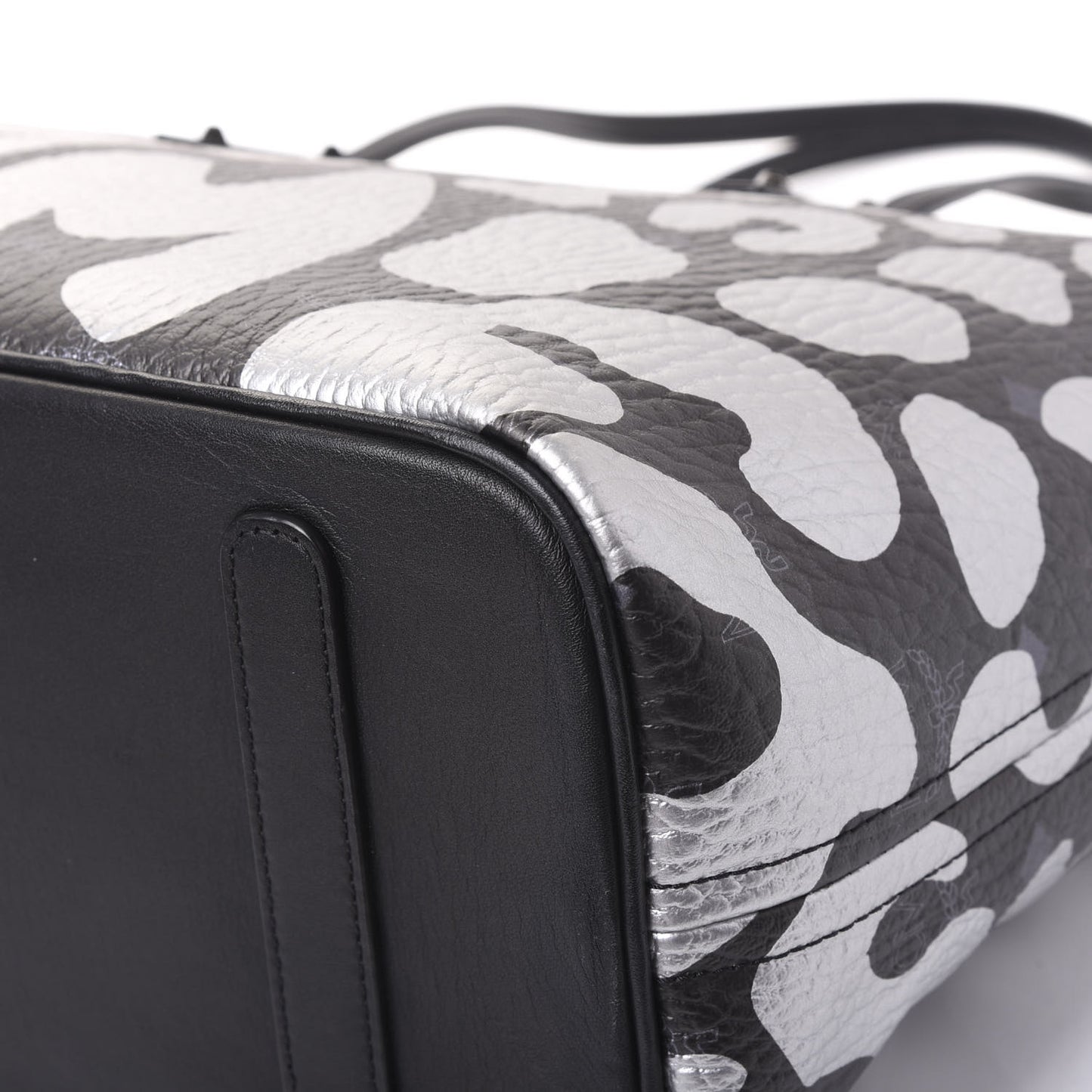 Visetos Metallic Leopard Print Medium Anya Shopper Tote Black