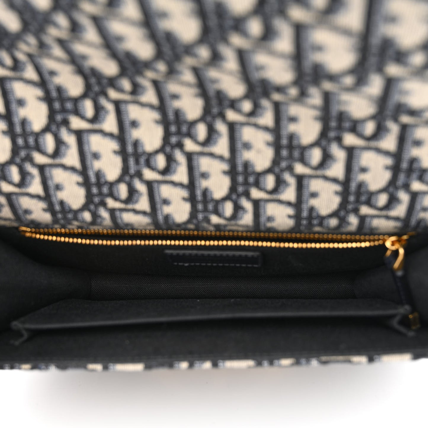 Oblique 30 Montaigne Flap Bag Blue