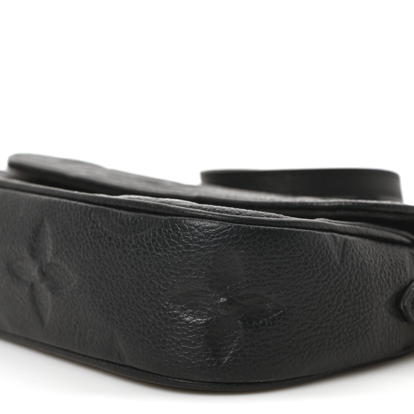 Empreinte Monogram Giant Ivy Wallet On Chain Black