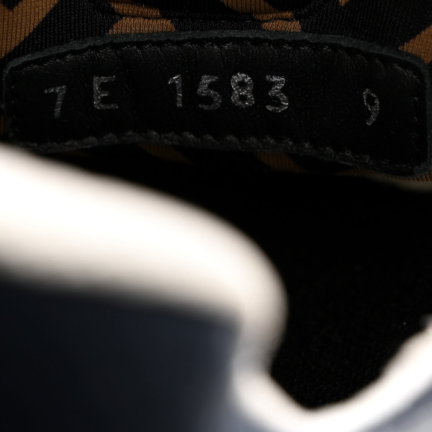 Fabric Calfskin Rubber Transparent Mens Fendi Flow Low Top Sneakers 9 Blue White