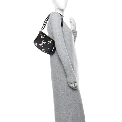 Louis Vuitton Empreinte Monogram Giant Multi Pochette Accessories Black Beige 2 of 11