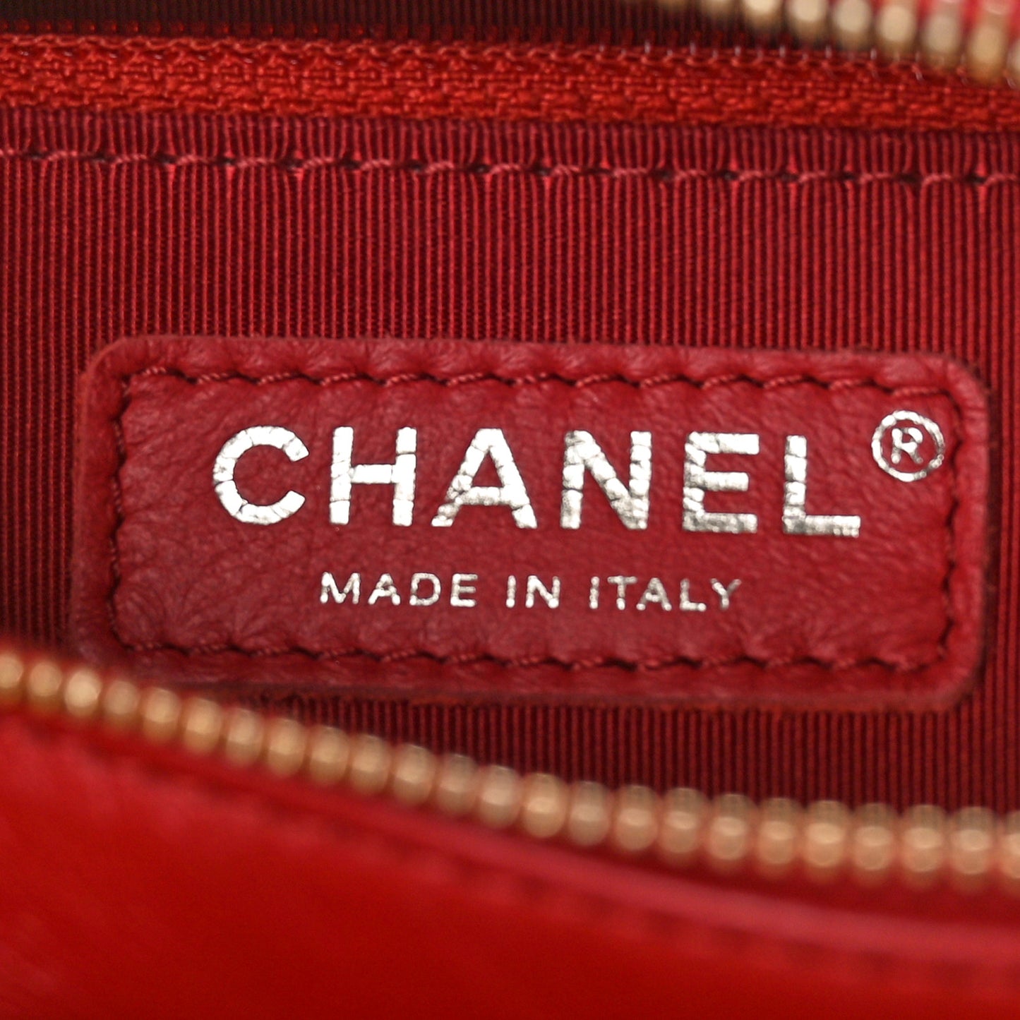 Aged Calfskin Chevron Quilted Small Gabrielle Hobo Red