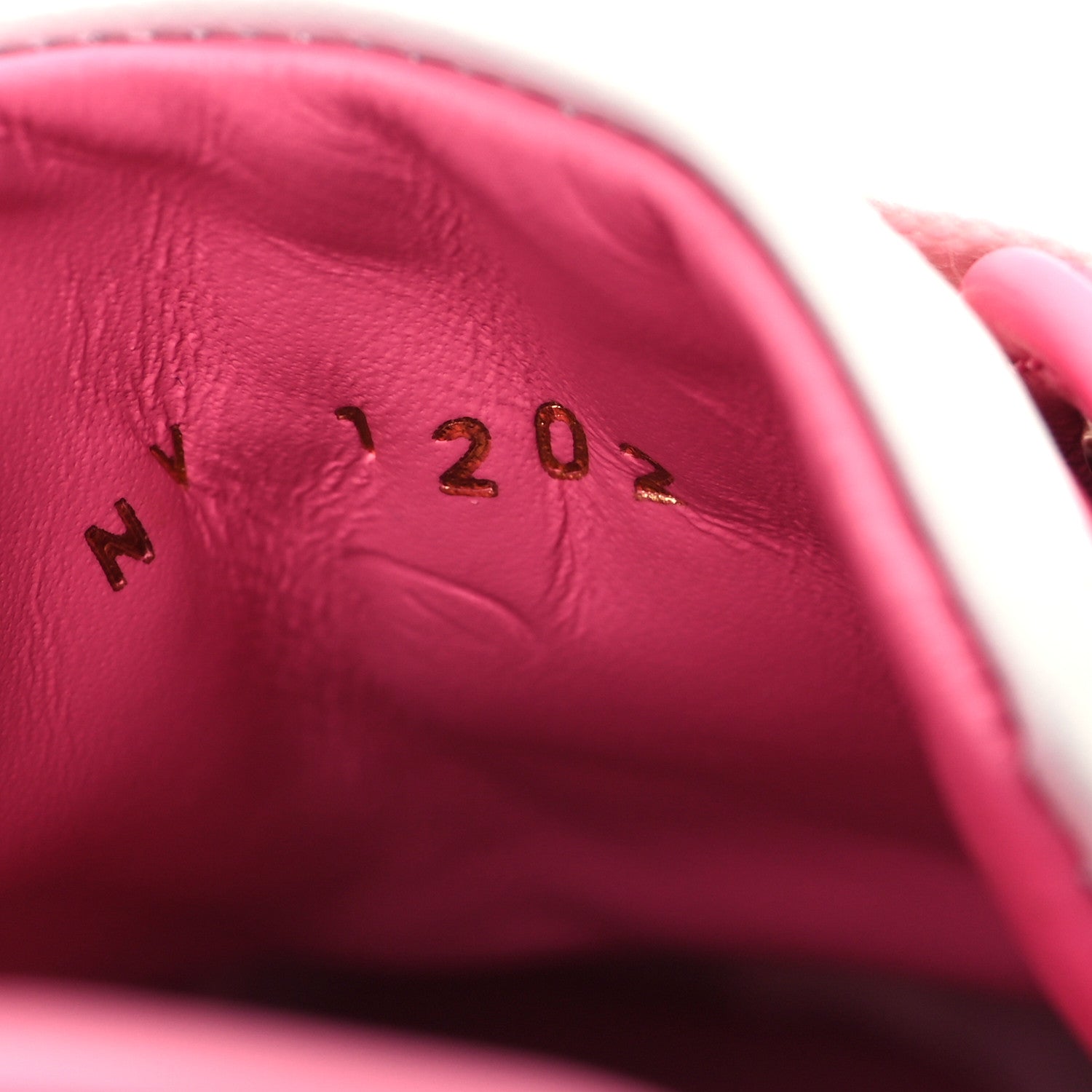 Louis Vuitton Lambskin Embossed Monogram Time Out Sneakers 38 White Pink 8 of 10