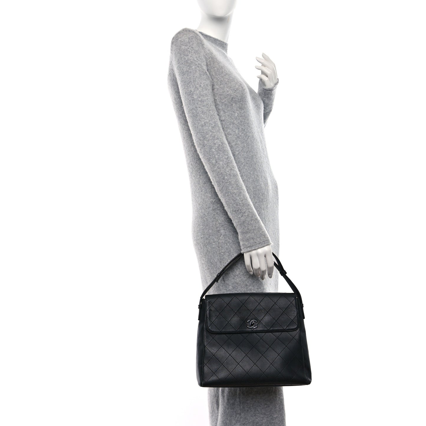 Lambskin Quilted CC Flap Shoulder Bag So Black