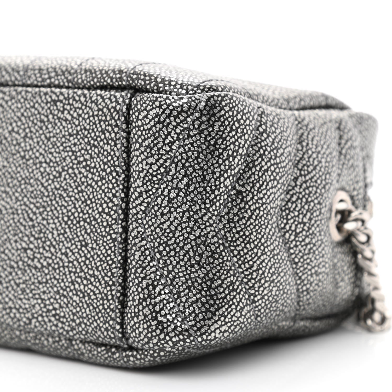 Saint Laurent Metallic Grain De Poudre Y Quilted Monogram Mini Loulou Camera Bag Gun Metal 9 of 9