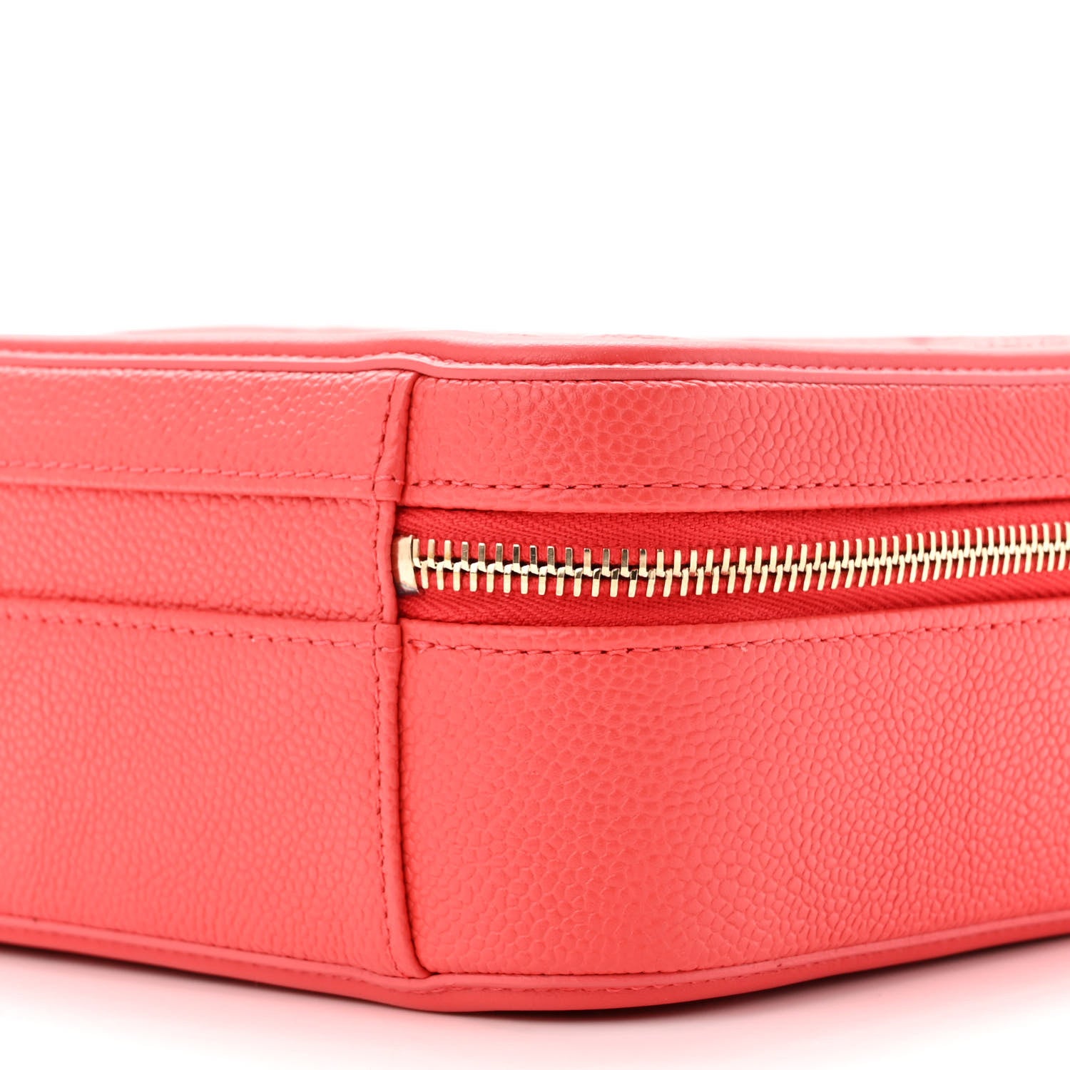 Chanel Caviar Quilted Medium CC Filigree Vanity Case Coral 9 of 10