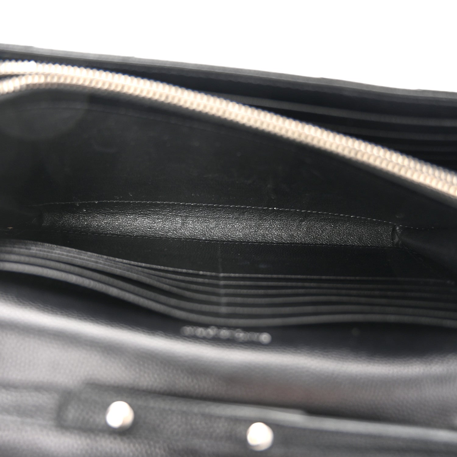 Saint Laurent Grain De Poudre Matelasse Chevron Monogram Chain Wallet Black 5 of 13