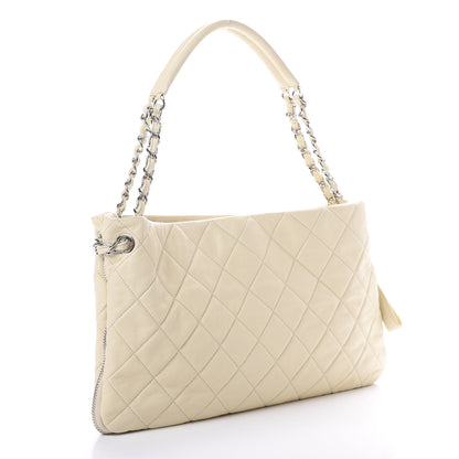 Chanel Caviar Quilted Expandable Zip Shoulder Bag White 2 of 9
