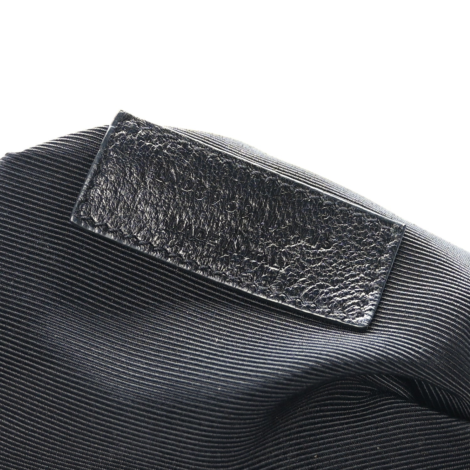 Saint Laurent Grain De Poudre Matelasse Chevron Monogram Shopping Bag Black 8 of 10