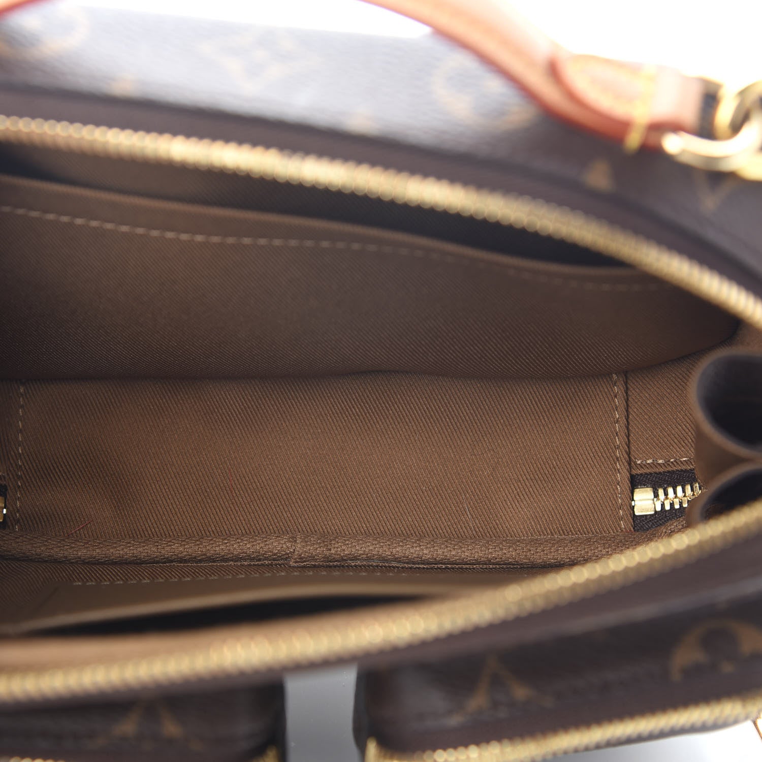 Louis Vuitton Monogram Utility Crossbody 5 of 8