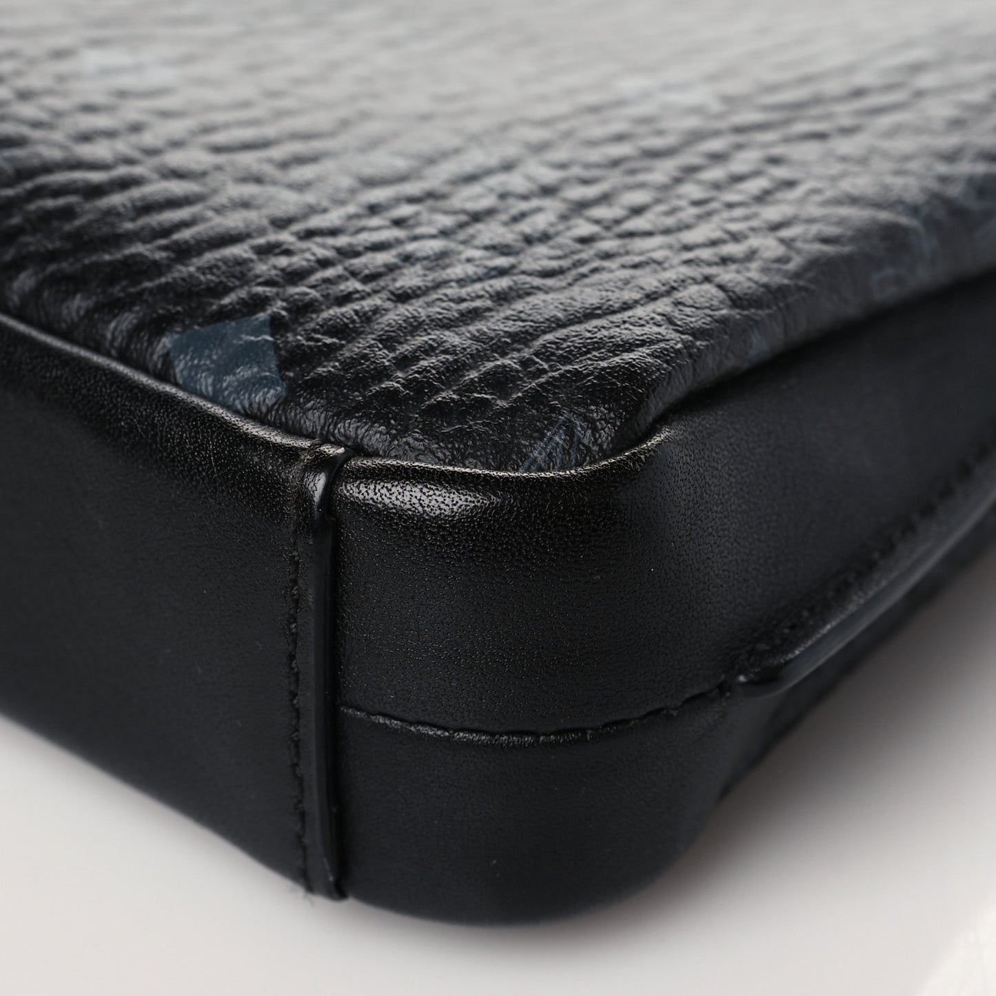 Visetos Medium Millie Chain Crossbody Bag Black