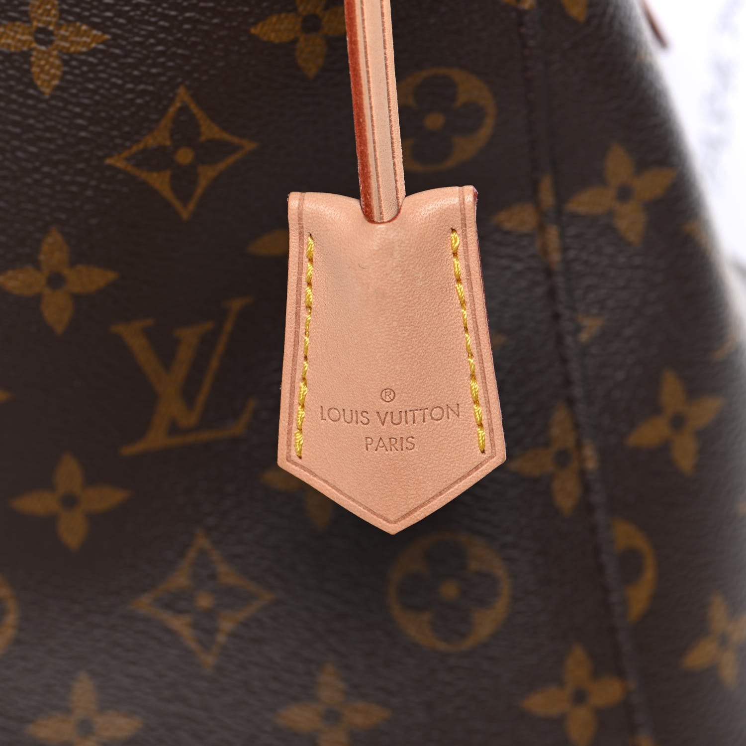 Louis Vuitton Monogram Montaigne MM 9 of 17