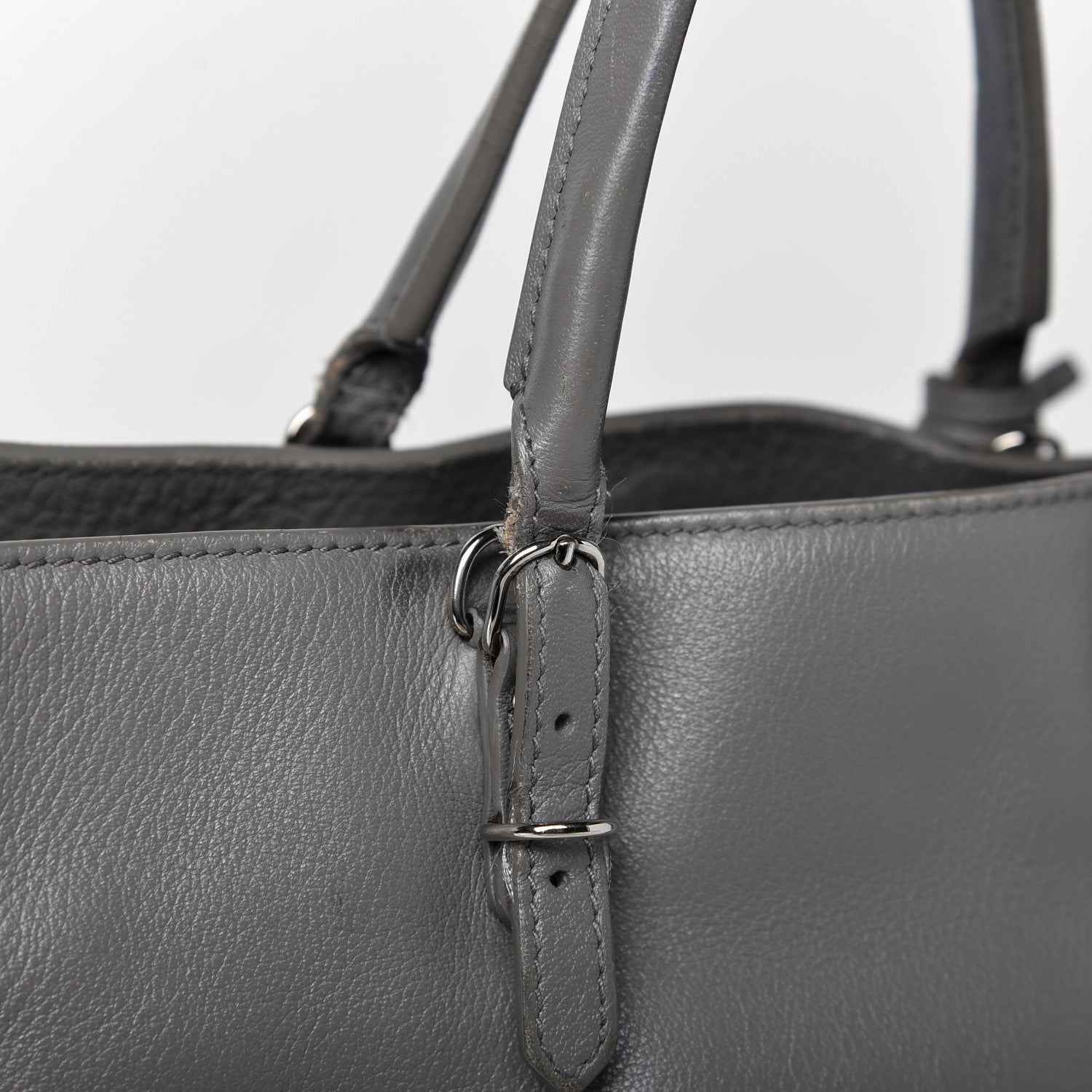 Balenciaga Veau Papier A6 Zip Around Tote Gris Acier 12 of 16