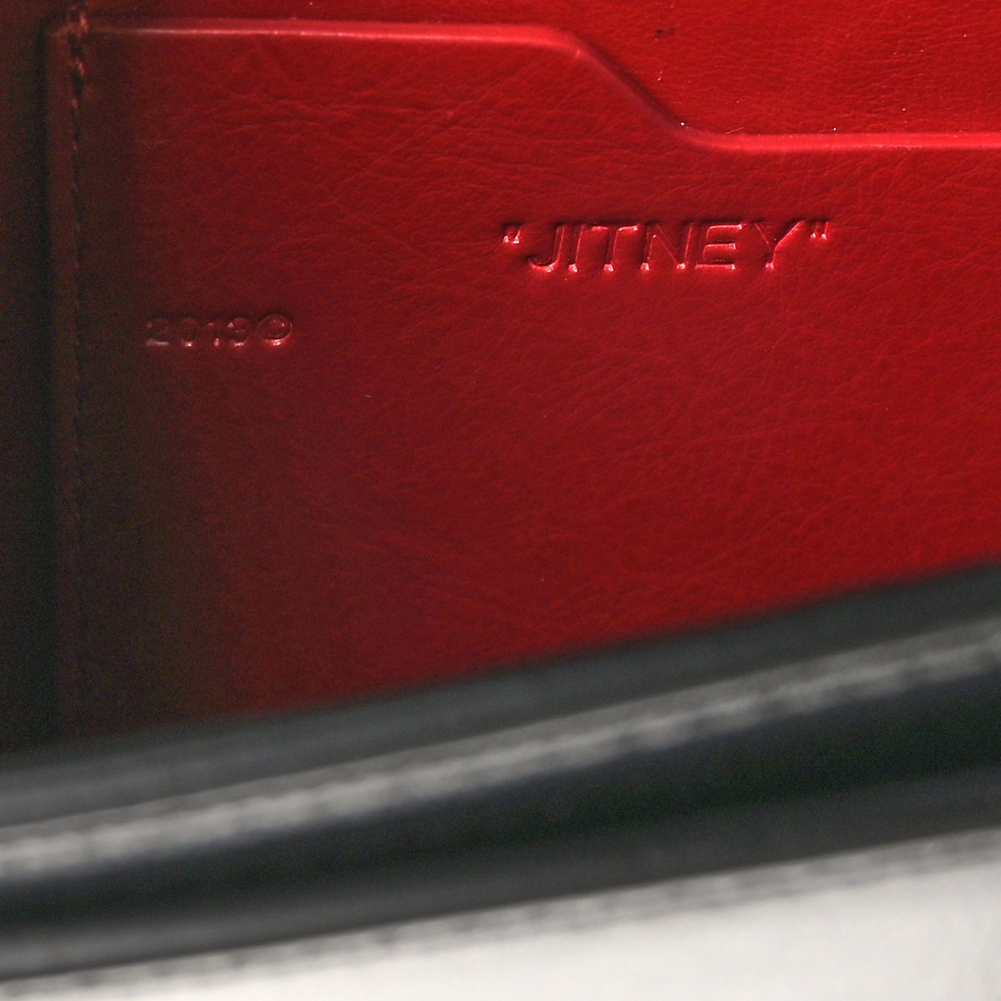 Calfskin Cash Jitney 1.4 Shoulder Bag Black