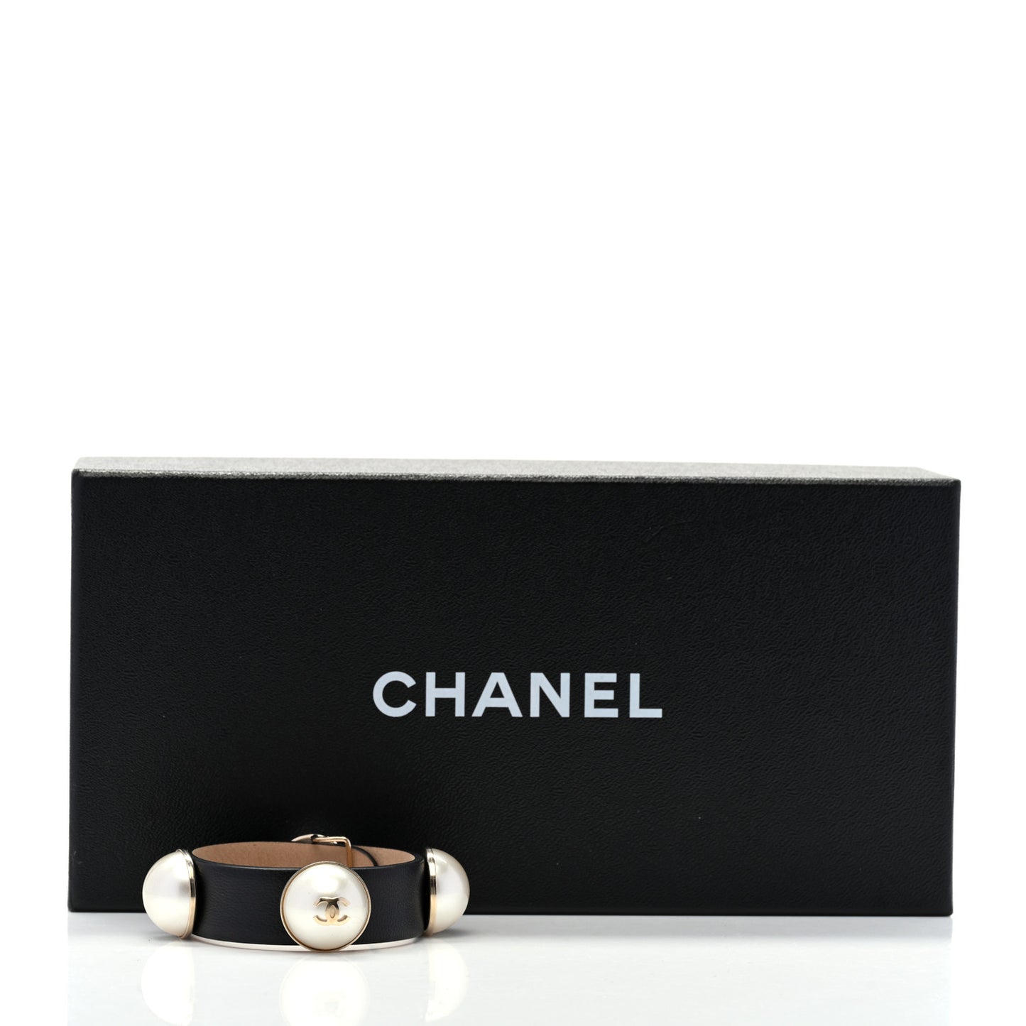 Lambskin Pearl CC Bracelet M Black