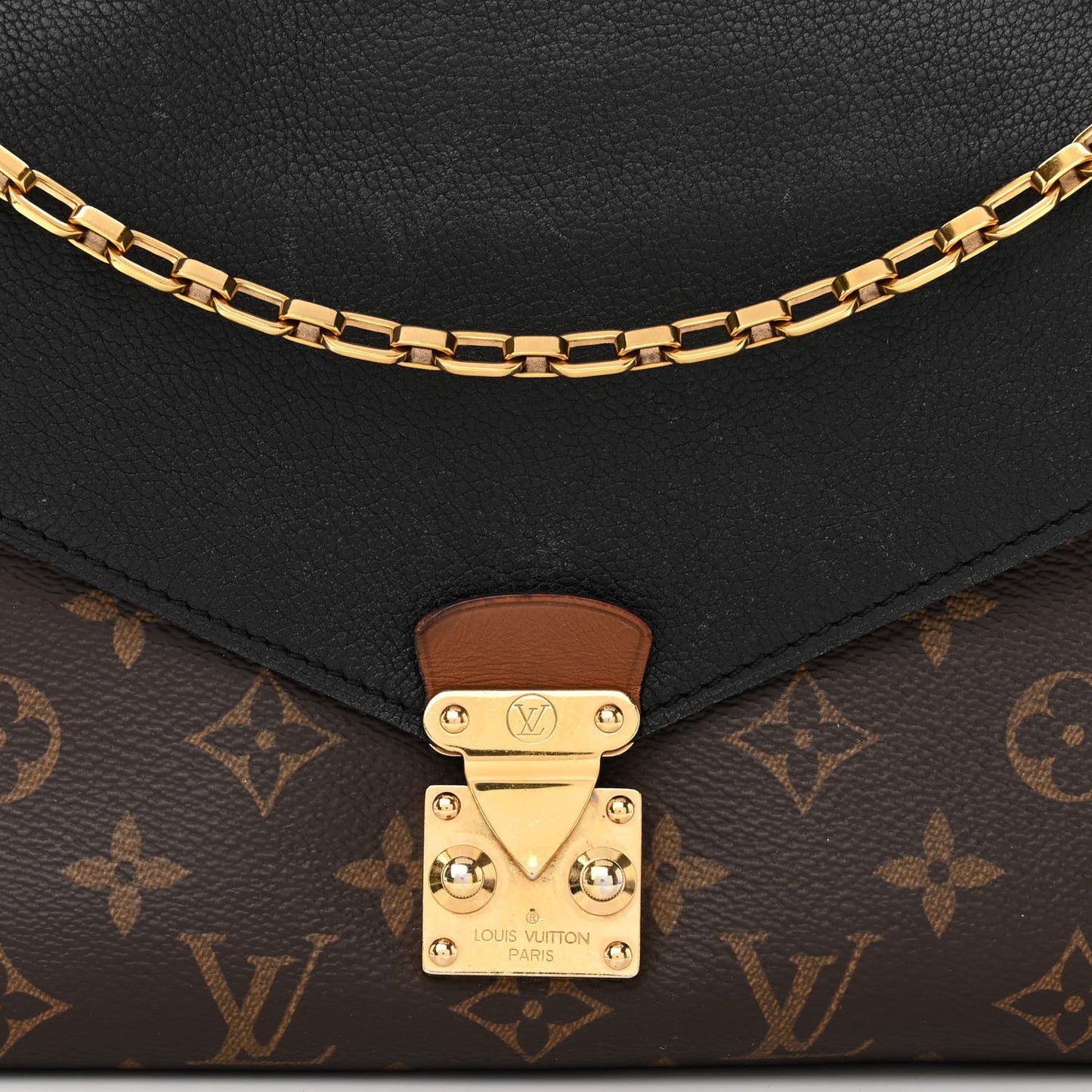 Monogram Pallas Chain Black