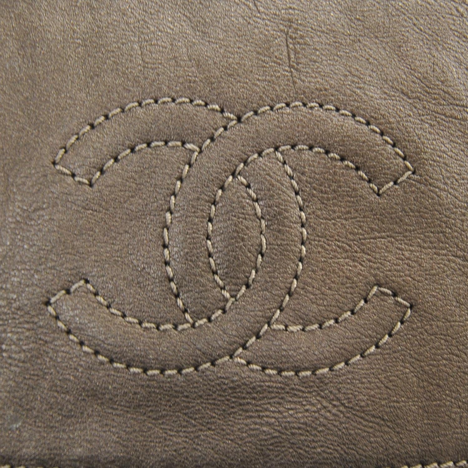 Chanel Luxe Ligne Flap Bag Bronze 11 of 13