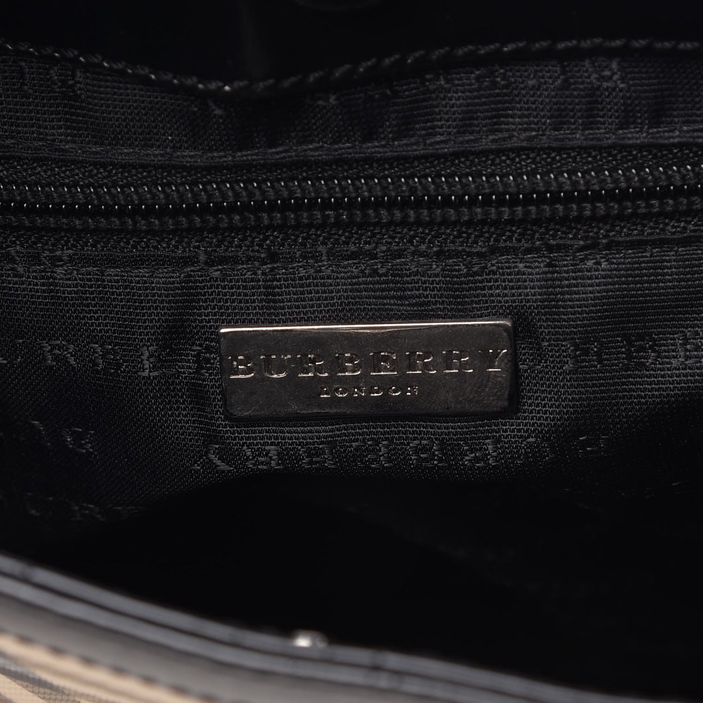 House Check Medium Tote Black