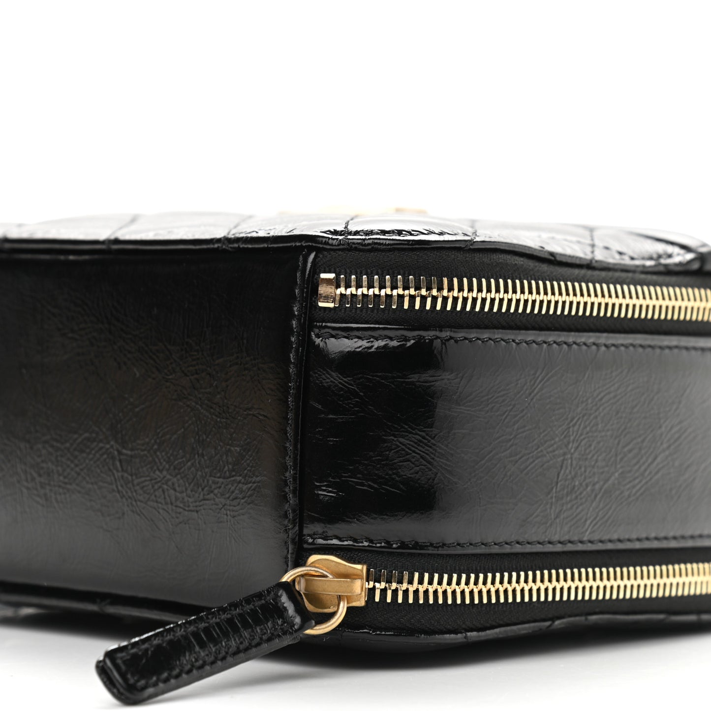 Crumpled Lambskin Quilted Get Round Top Handle Vanity Case Black