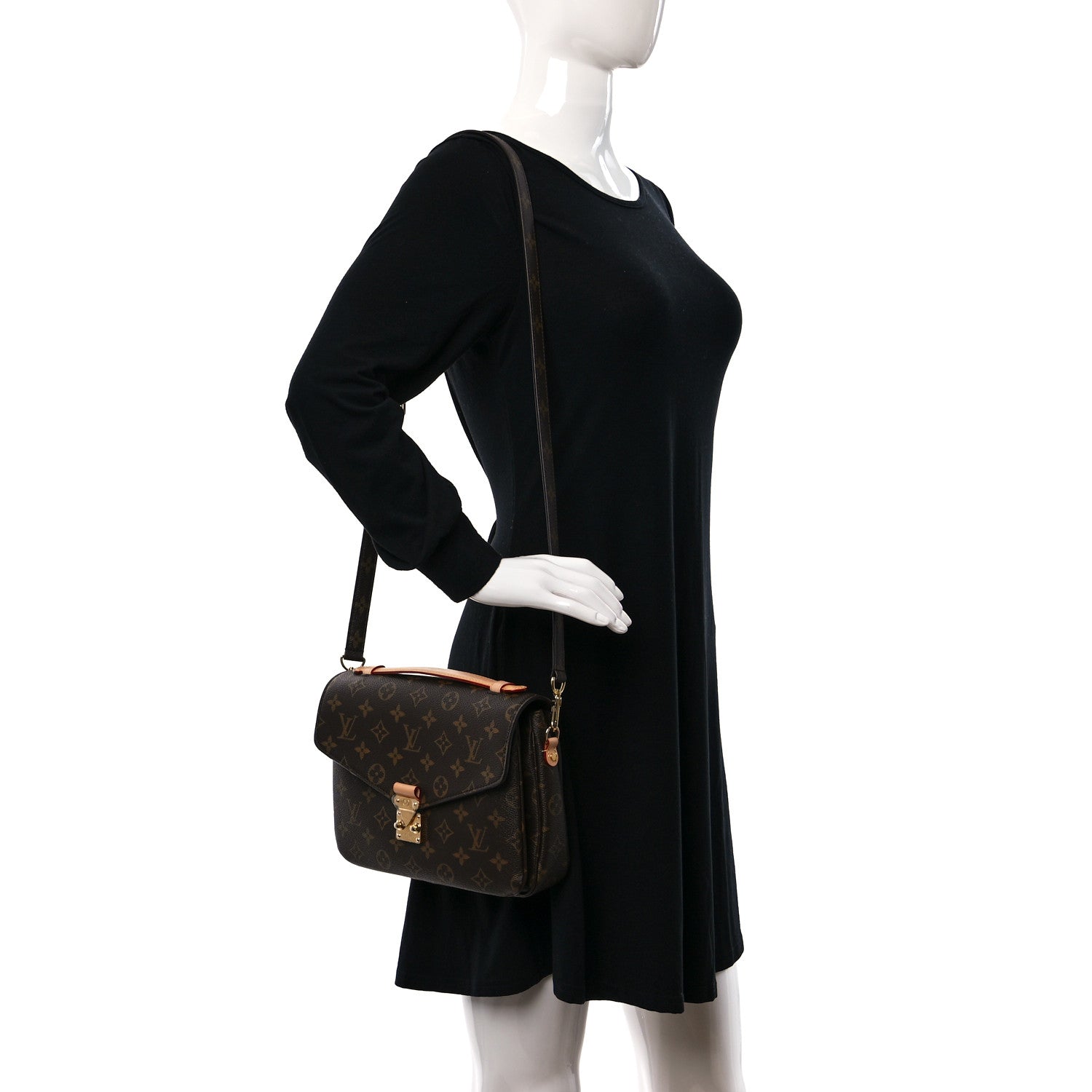 Louis Vuitton Monogram Pochette Metis 2 of 9
