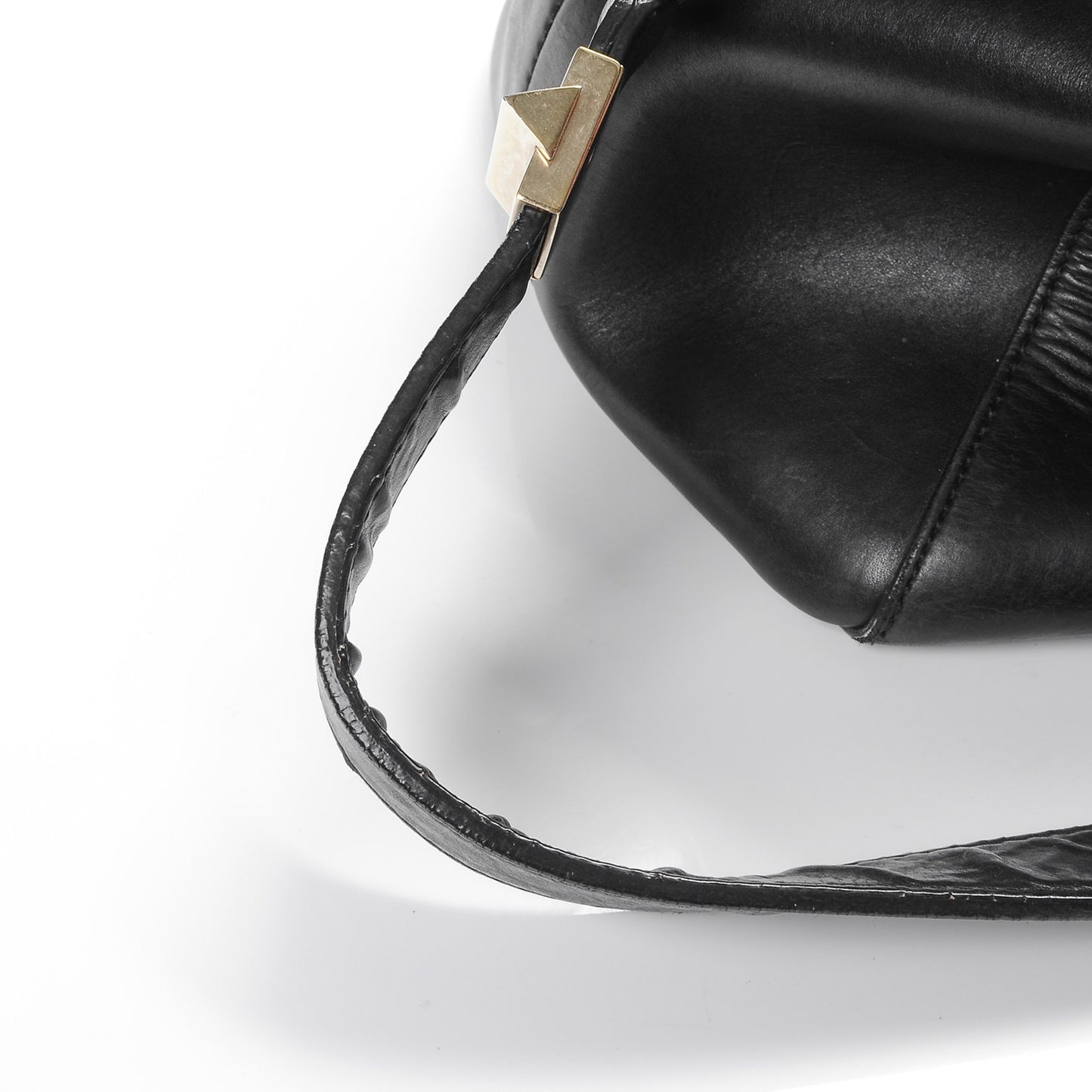 Smooth Calfskin Woven Medium Antigona Black