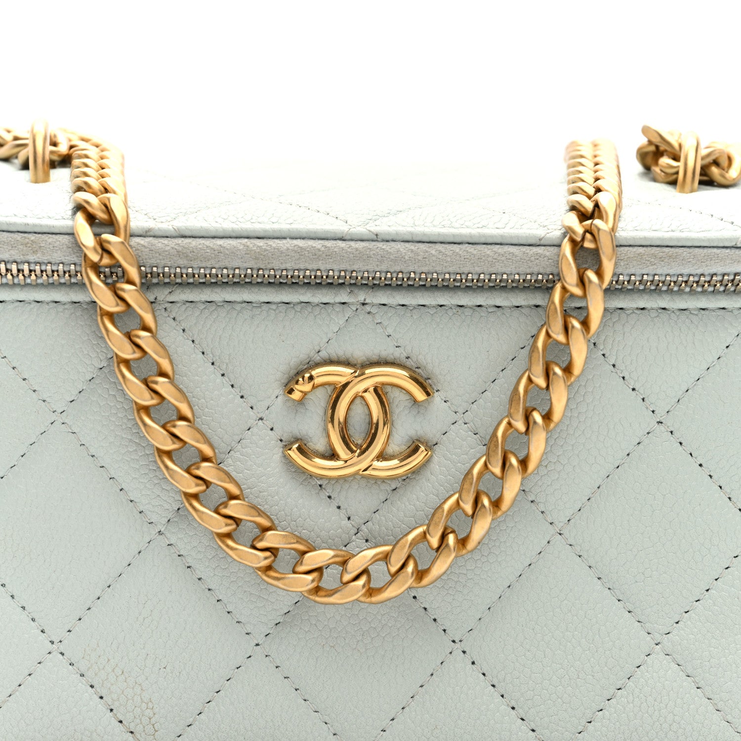 Chanel Caviar Quilted Sweetheart Vanity Case Bleu Clair 12 of 14