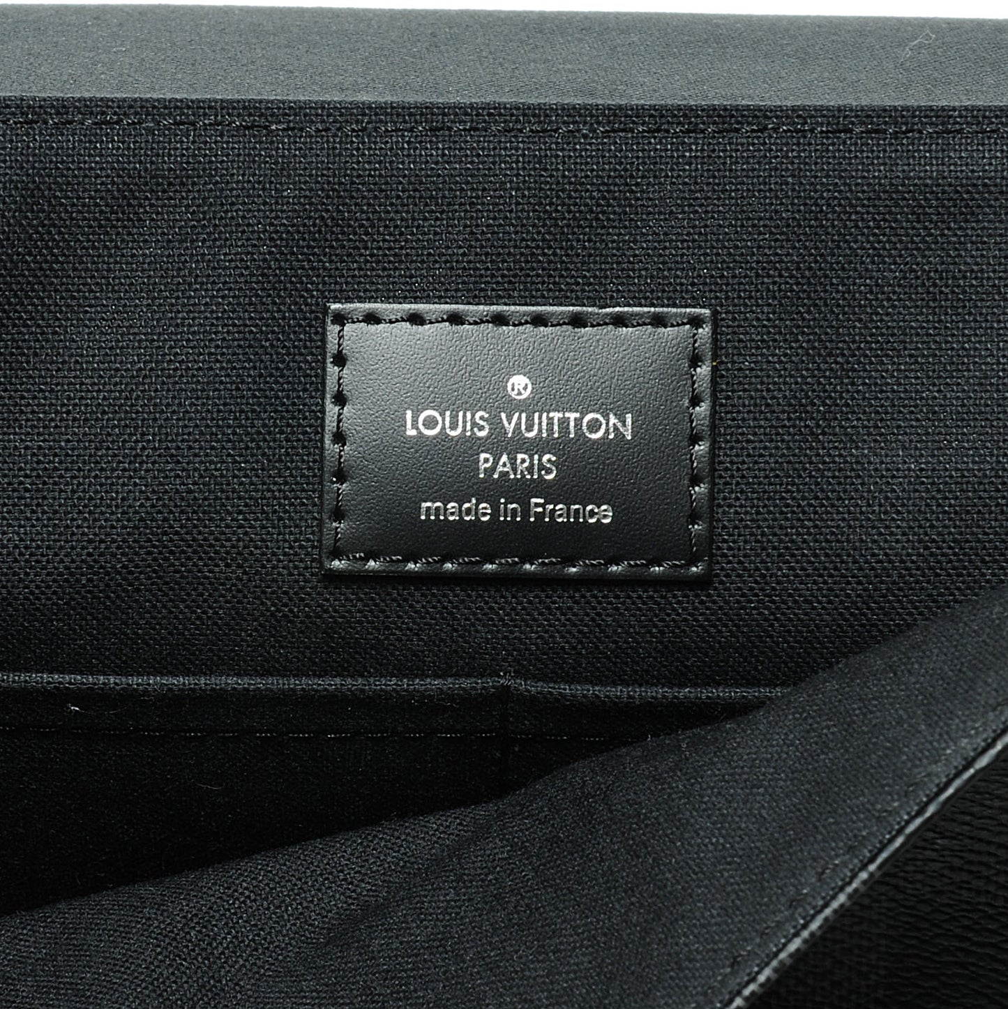 Damier Graphite District PM