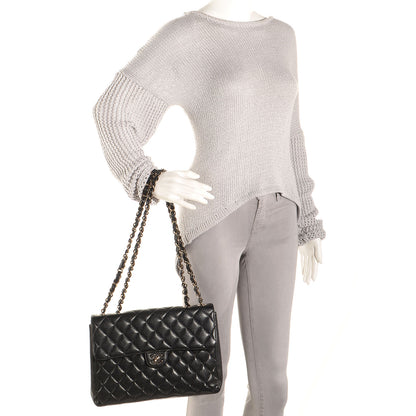 Chanel Caviar Jumbo Single Flap Black 2 of 11